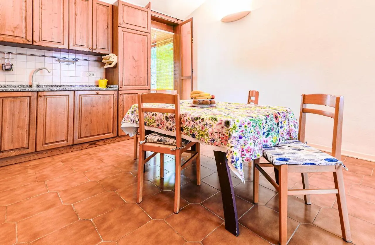 Apartment Appartamento Golfo Di Campo Pila  Italy